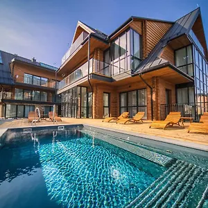 Lipowy Dwor Apartmanhotel